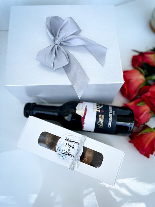 🍷 Pachetul elegant cu turtă dulce și vin