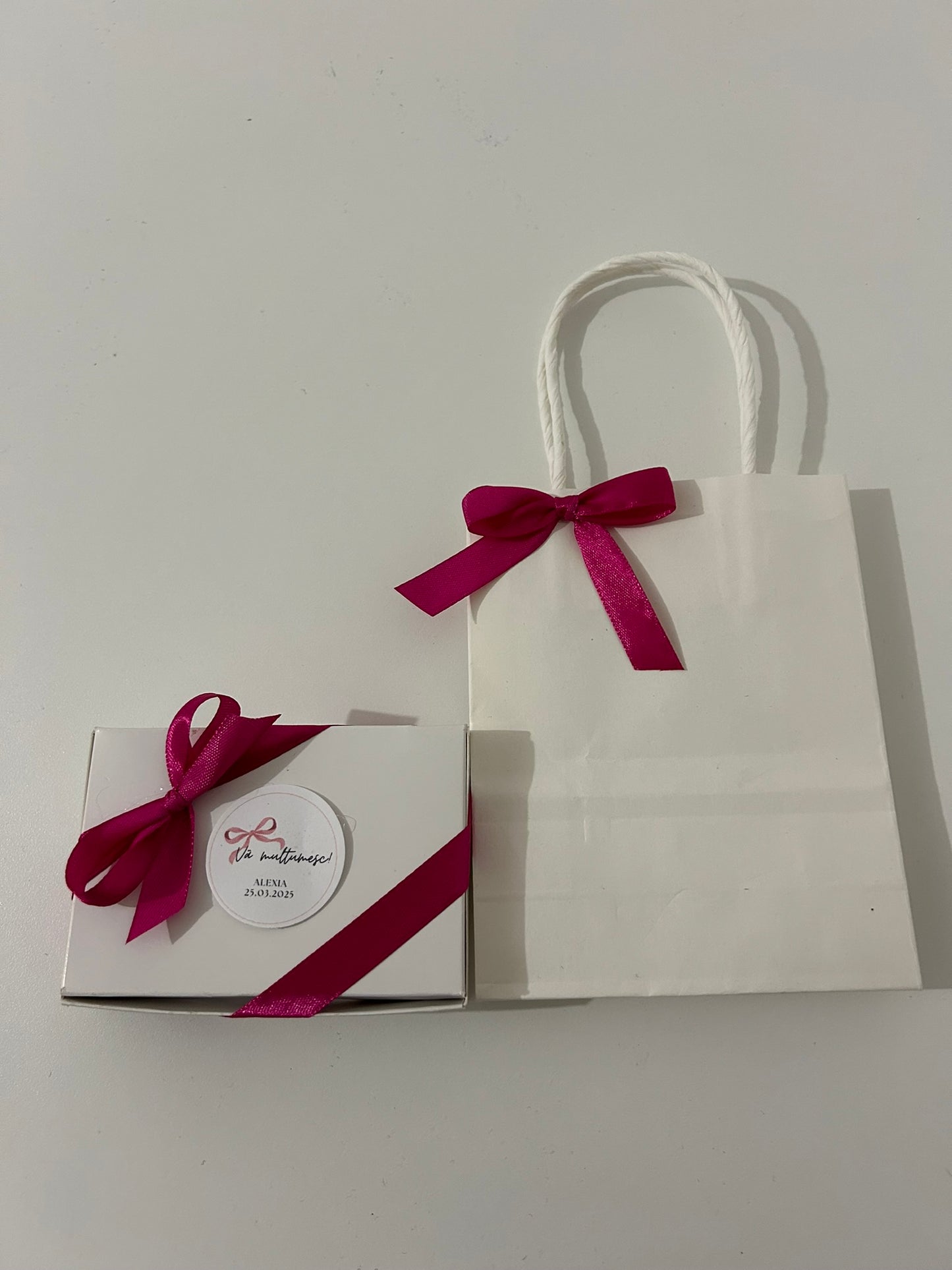 Pachet ciocolată de casă și pungă elegantă