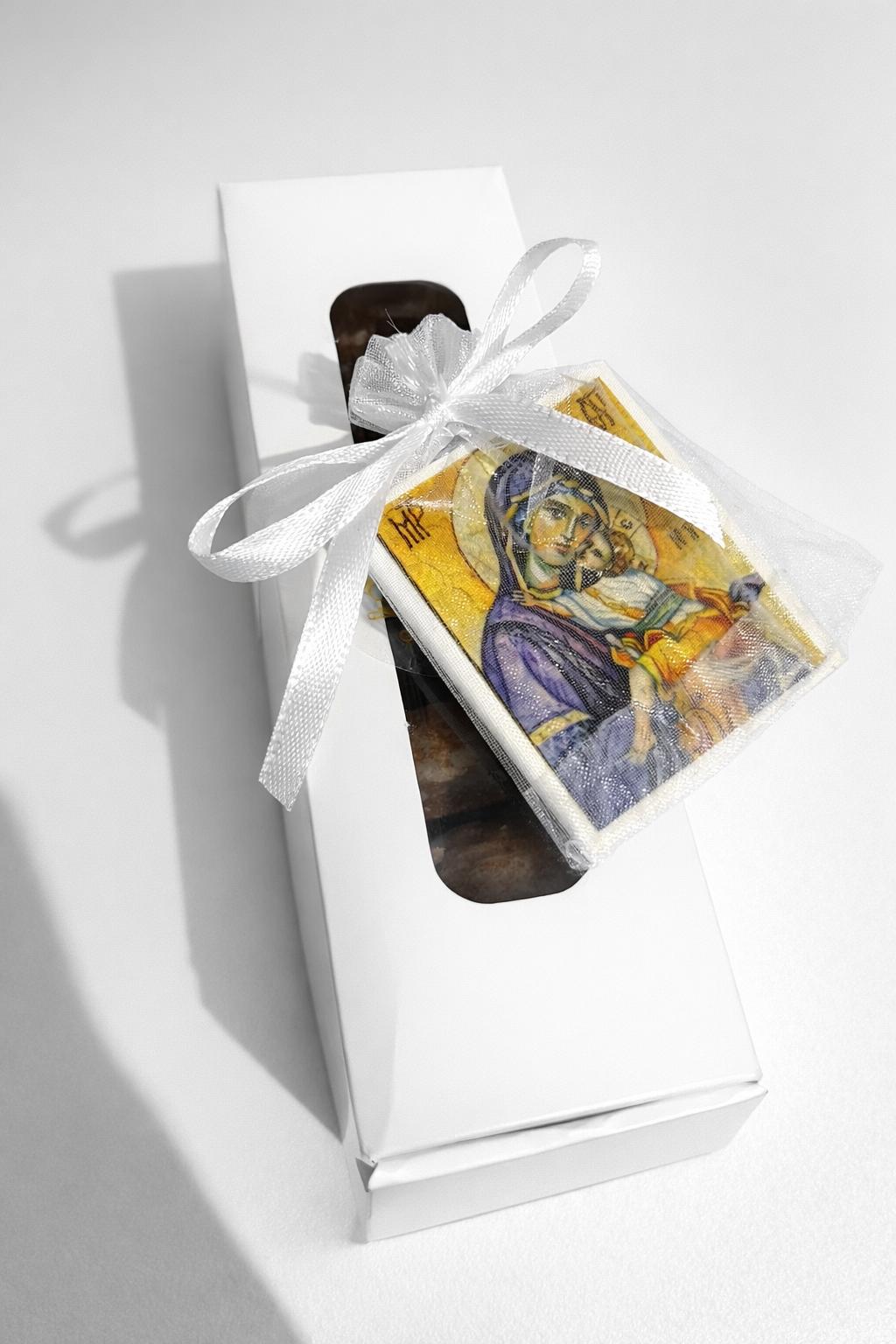 Cutie cu turta dulce si iconita